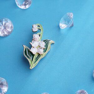 Lily of the valley brooch Brandnew